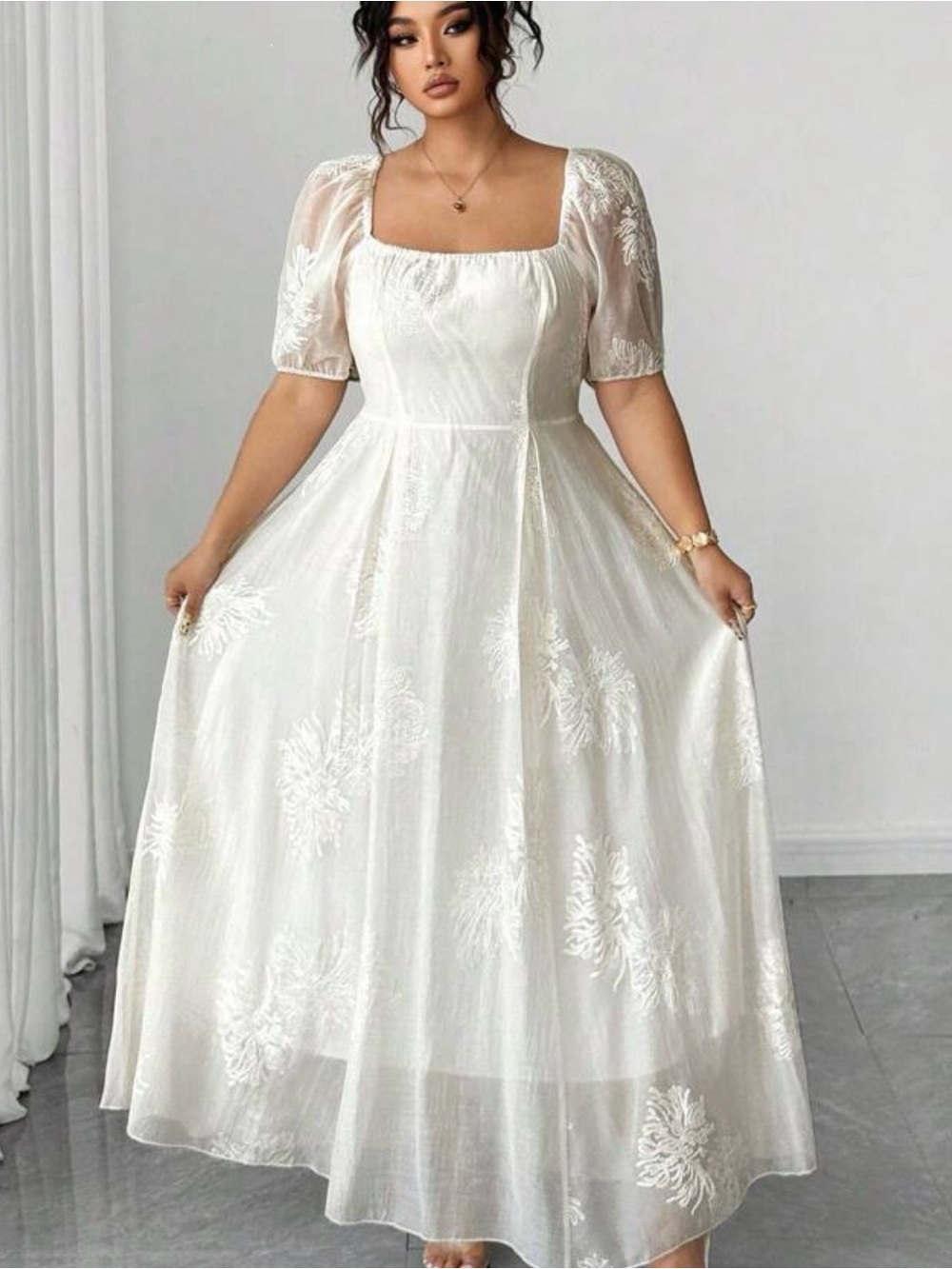 Elegant White Square-Neck Maxi Dress with Puff Sleeves